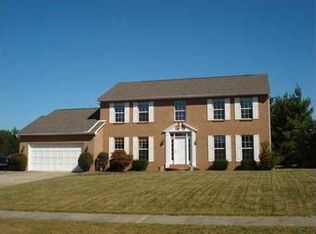 104 Indian Creek Ct, Pataskala, OH 43062