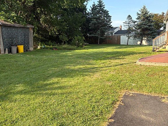 5th image of 97 Hendrickson Ave