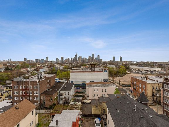 3rd image of 3 Perrine Ave #502