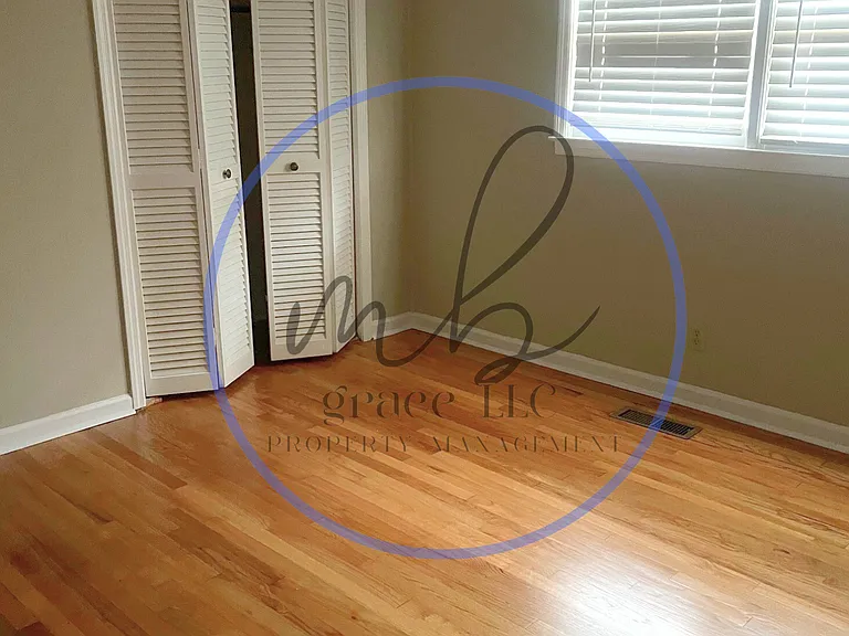 5705 Creighton St — Photo 18