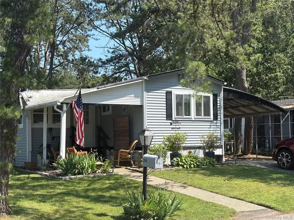 525/158 Riverleigh Ave Riverleigh, Riverhead, NY 11901