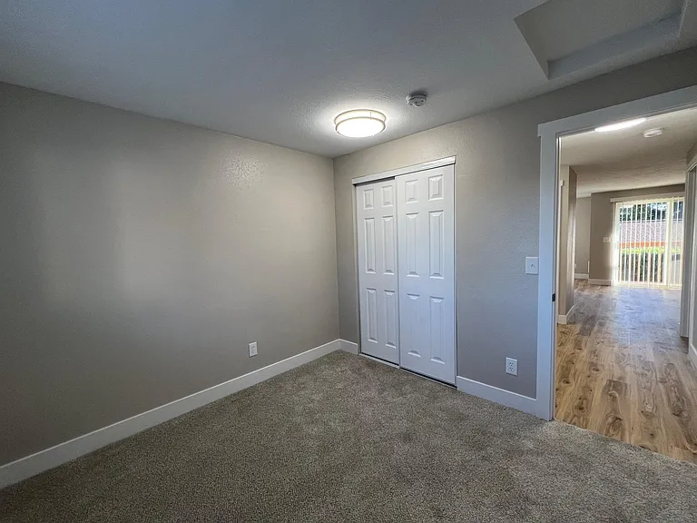 708 Browning Ave S #16 — Photo 18