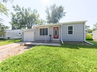 509 E 27th St S, Newton, IA 50208
