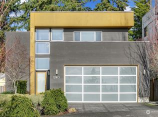 1240 NE 117th St, Seattle, WA 98125
