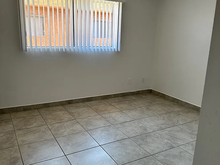 6623 Woodley Ave #213 — Photo 13