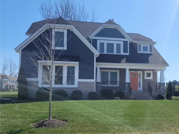 2019 James Overlook Dr, Chester, VA 23836