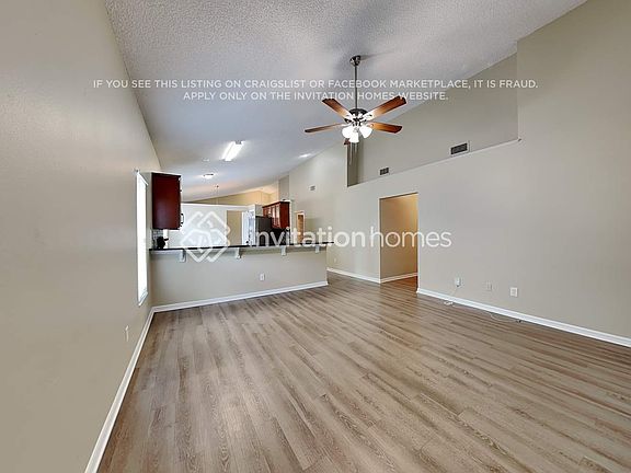 4th image of 321 Lexingdale Dr