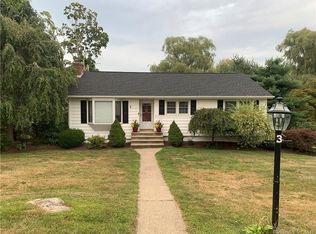 3 Pondfield Rd, New Fairfield, CT 06812