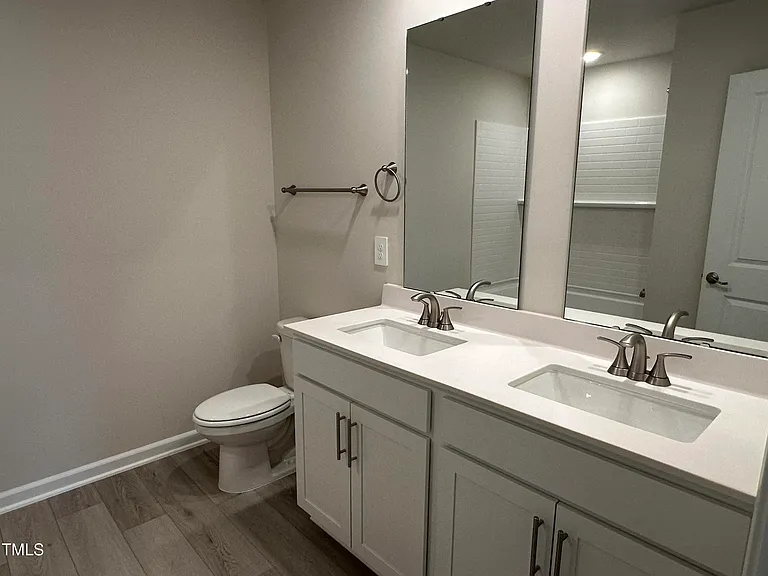 1201 Winding Spring Dr — Photo 20