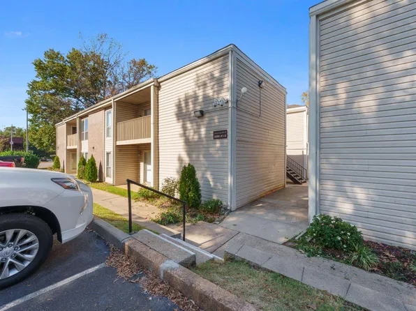 6680 Whispering Oak Pl APT 7, Memphis, TN 38120