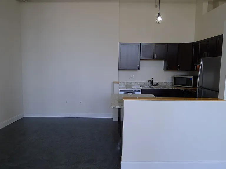 Garfield Lofts — Photo 8