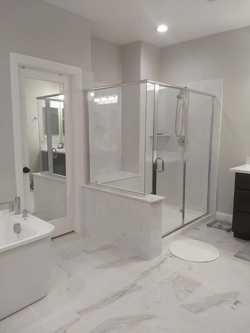 beautifully maintained 4-bedroom, 3-bath, 2,105 sq ft in Folsom — Photo 3