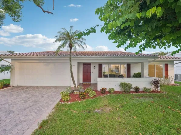 9218 39th Ln N, Pinellas Park, FL 33782