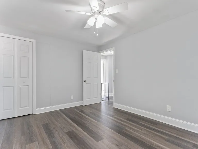 4711 Navarro Ave — Photo 7