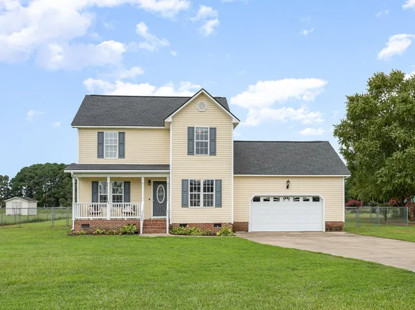 153 Serenity Pointe Dr, Selma, NC 27576