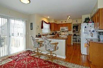4th image of 2323 Woodside Dr