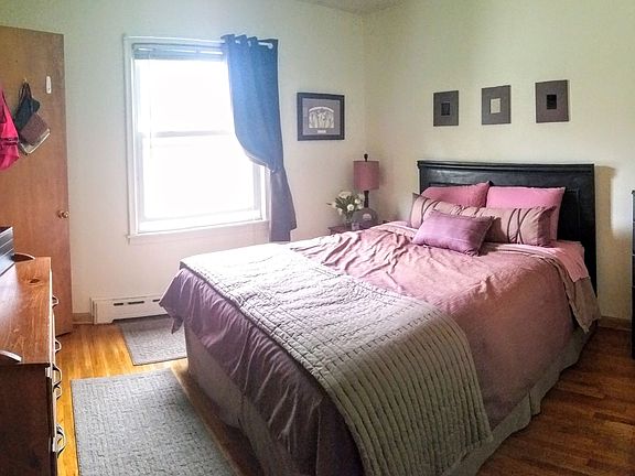 2nd image of 1231 Saint Clair Ave APT 8