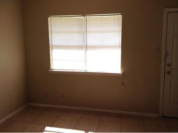 5th image of 5618 Bienville Dr
