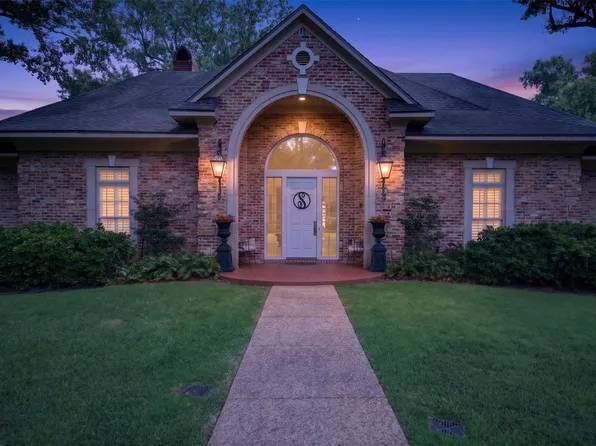 750 Chinquapin Dr, Shreveport, LA 71106
