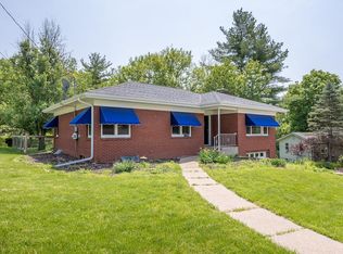 1710 Diane Ct, Dubuque, IA 52003