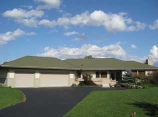 12795 Bayside Point, Winnebago, IL 61088
