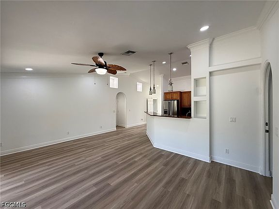 5th image of 2712 25th St W