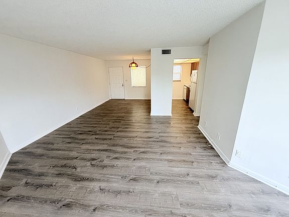 3rd image of 1720 N Congress Ave APT 309