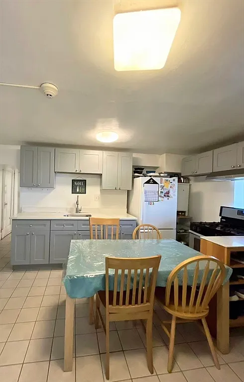 2 bed, 1.0 bath, 755 sqft, $2,150 — Photo 4