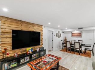 2820 Riverside Dr APT 104-2, Coral Springs, FL 33065