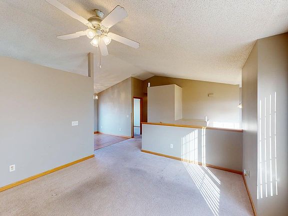 3rd image of 17088 Trillium Ln