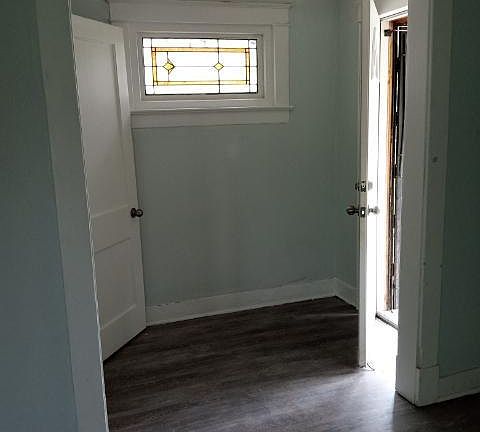 4th image of 3536 Indiana Ave
