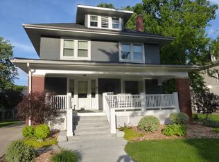 41 N Ashland Ave, La Grange, IL 60525