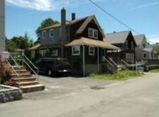 12 Caldwell St, Weymouth, MA 02191