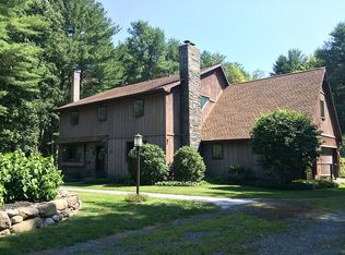 112 Town Office Rd, Troy, NY 12180