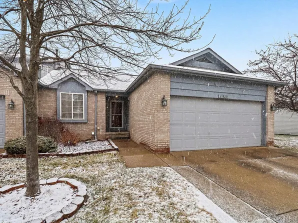 21920 Quail Ridge Dr N, Riverview, MI 48193