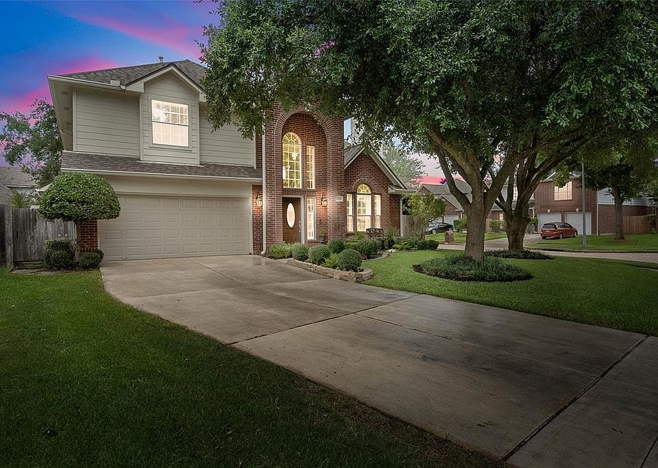 1st image of 523 N Marathon Way