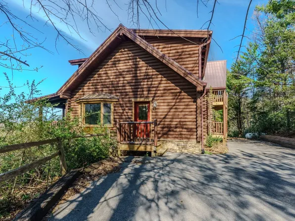 401 Pinnacle Vista Rd, Gatlinburg, TN 37738