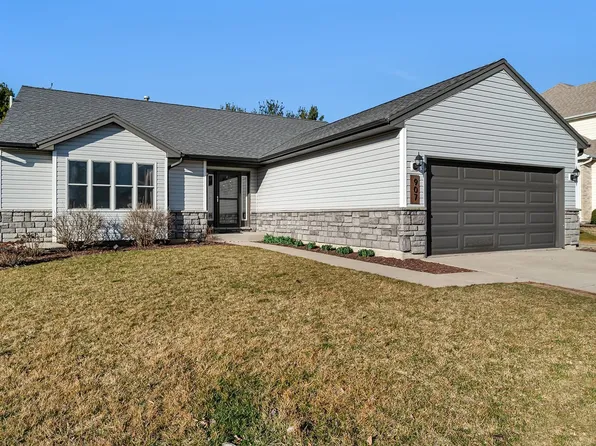 907 Joanne Dr, Minooka, IL 60447