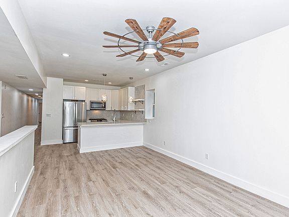 4th image of 4159-4161 Hartford St #3