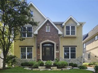 215 S Madison St, Hinsdale, IL 60521