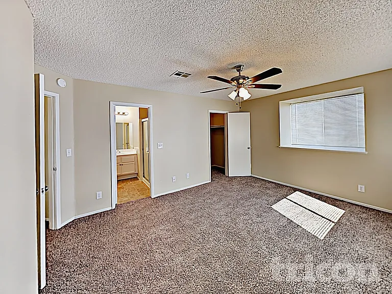 4485 Galore Ave — Photo 9