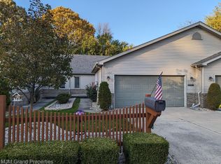 19280 Otto Ct, New Boston, MI 48164
