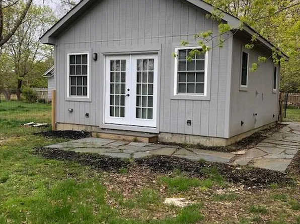 (undisclosed Address), Brookhaven, NY 11719