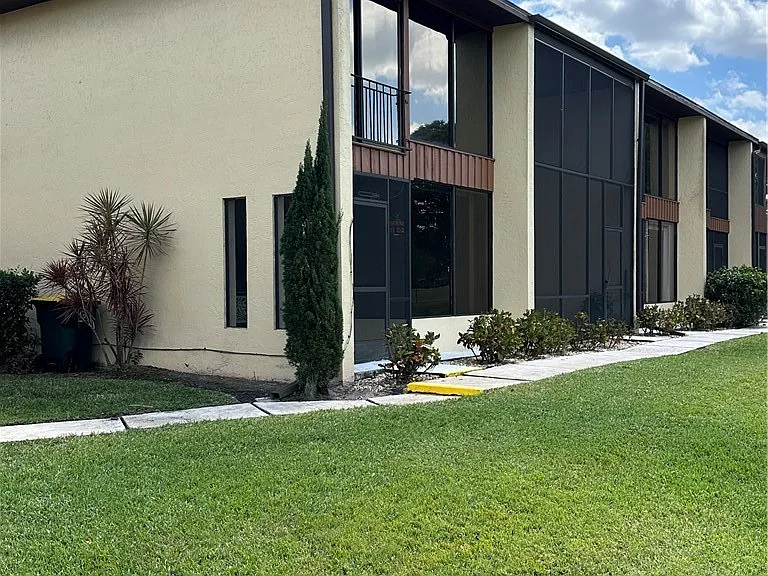 3847 Edgewater Dr — Photo 26