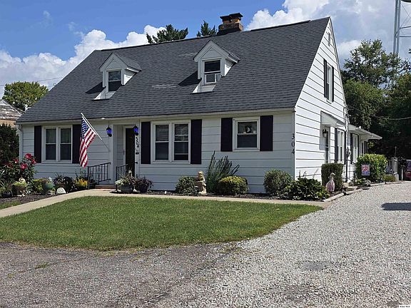 3rd image of 304 N Main St