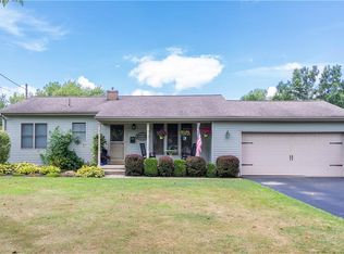 26 Skyline Dr, Canfield, OH