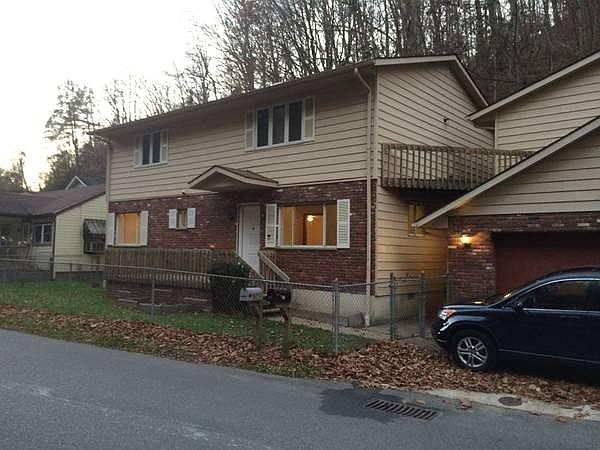 Street View of House and Garage