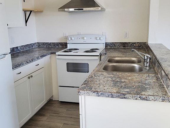 2nd image of 144 S 6th Ave APT 201