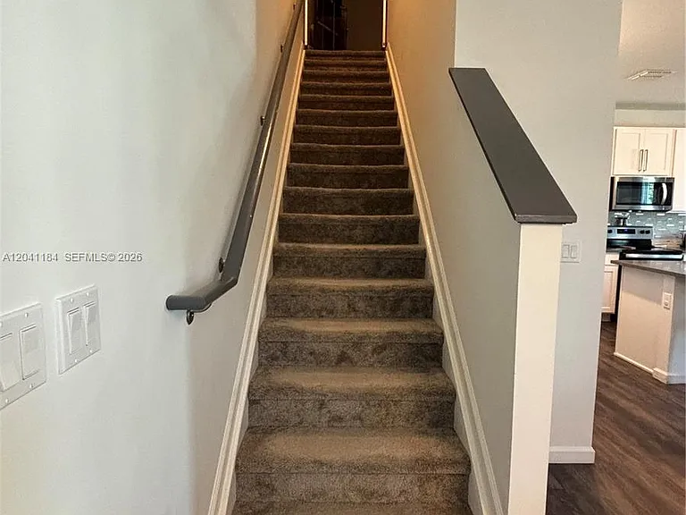 6359 Sailpointe Ln — Photo 8