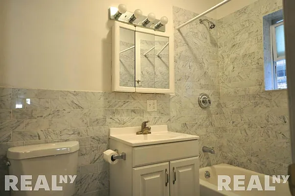 Rented by REAL New York | media 4